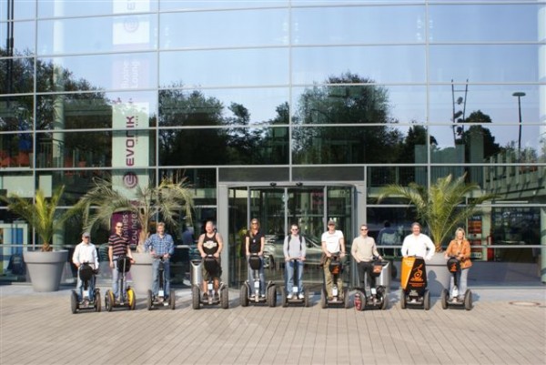 Fotoshooting vor dem Haupteingang der MSV Arena