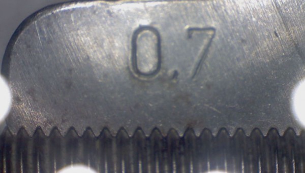 o,7 mm Steigung