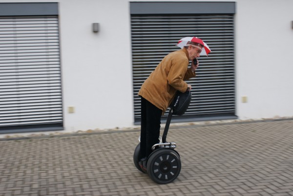 Auch in extremen Fahrsituationen sehr von Vorteil. Die Freie Sicht nach vorn bleibt erhalten und man kann trotzdem weiter telefonieren